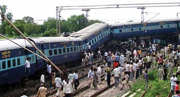 Anekal_train_accident_niharonline