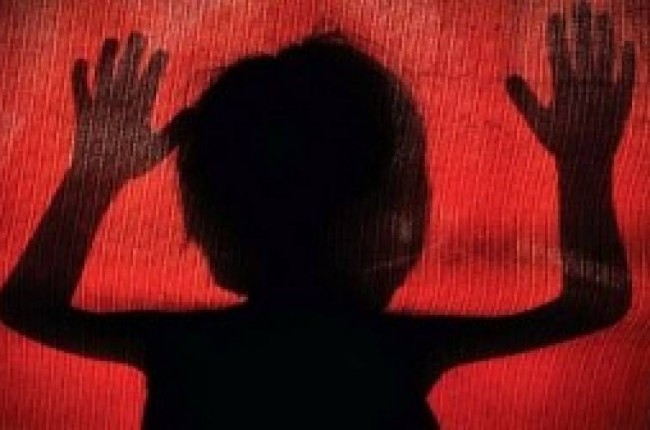Child-raped_miner_kolkata_niharonline