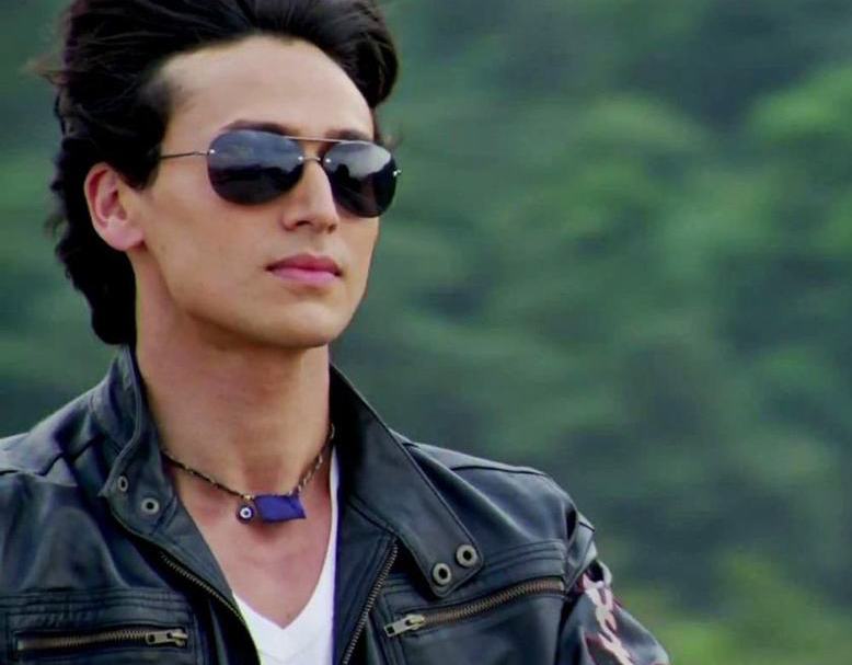 bollywood_actor_Tiger_Shroff_next_film_will_be_Flying_Sikh_niharonline