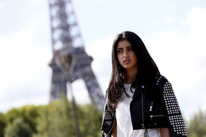 amitabh_bachchan_granddaughter_navya_niharonline