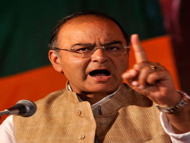 arun-jaitley-compares-indira-gandhi-to-adolf-hitler-indirectly-niharonline