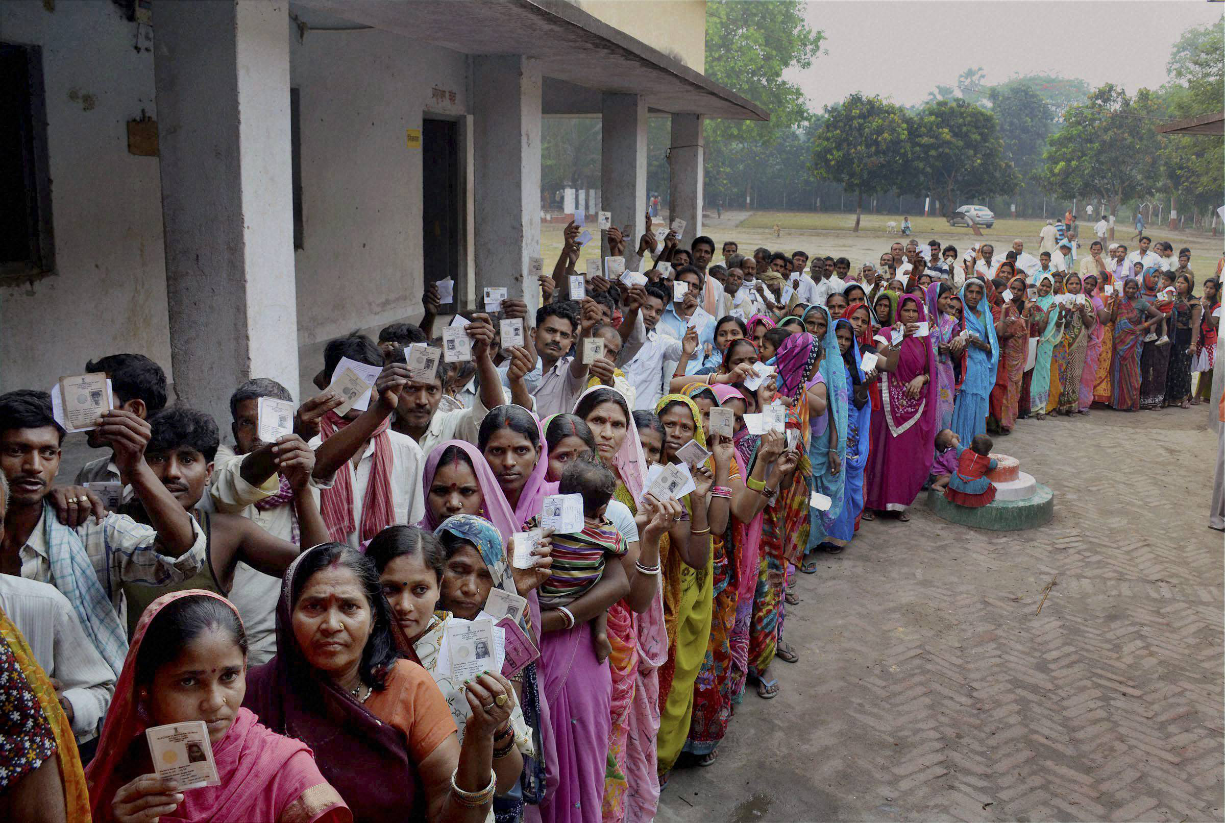 bihar-polls-2015-voting-for-3rd-phase-niharonline