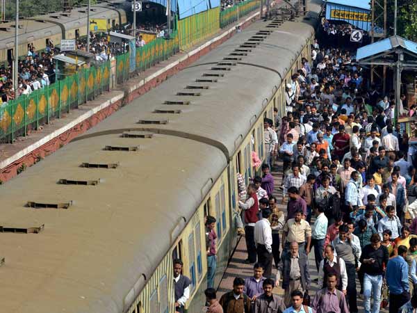 confirm_ticket_in_train_niharonline