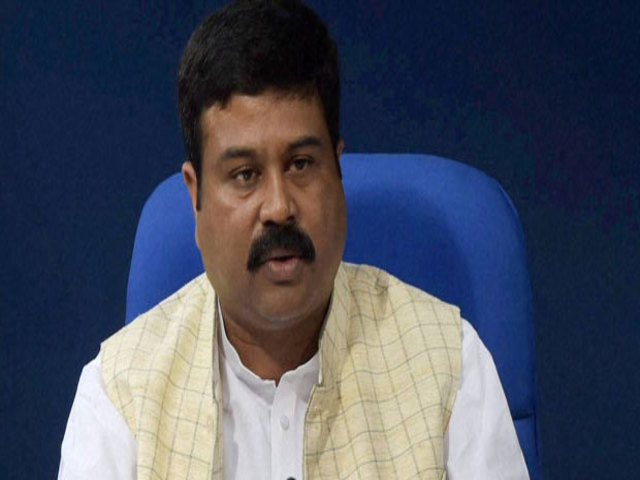 dharmendra-pradhan-on-lpg-cylinder-niharonline