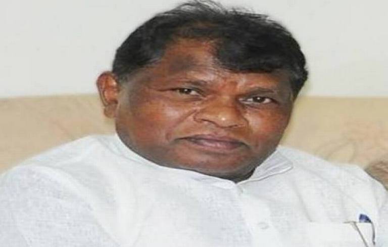ex-congress-mp-daughter-in-law-and-3-grandsons-found-dead-niharonline