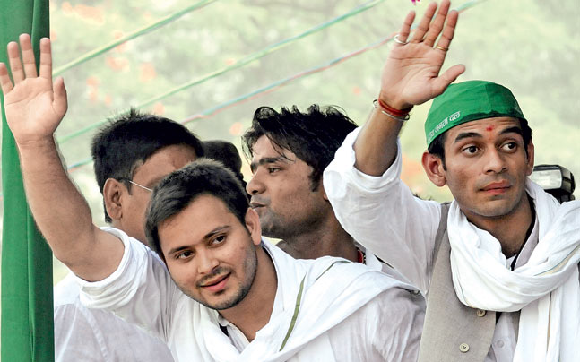 lalu_prasad_yadav_sons_age_confusion_niharonline.jpg
