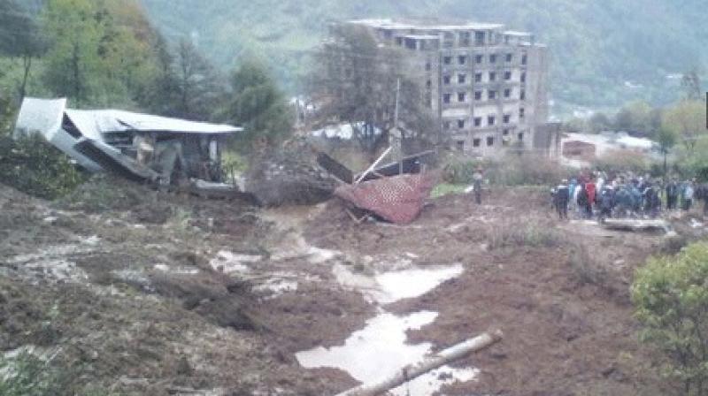 landslide-in-tawang-arunachal-pradesh-16-people-killed-niharonline