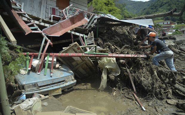 landslide_in_colombia_kills_around_60_people_niharonline