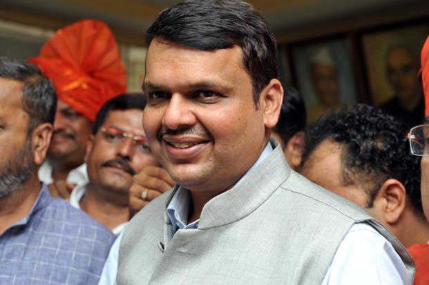 maharastra-cm-fadnavis-niharonline
