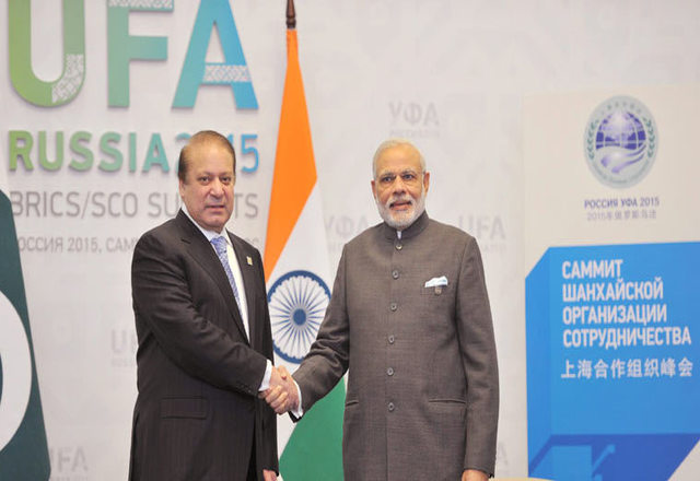 modi_sharif_sco_summit_niharonline