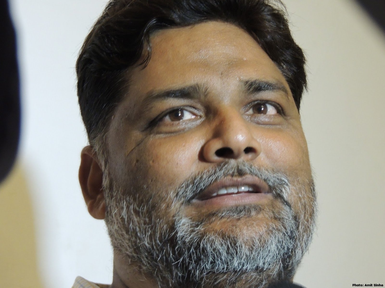 mp_pappu_yadav_expelled_for_6_years_from_rjd_niharonline