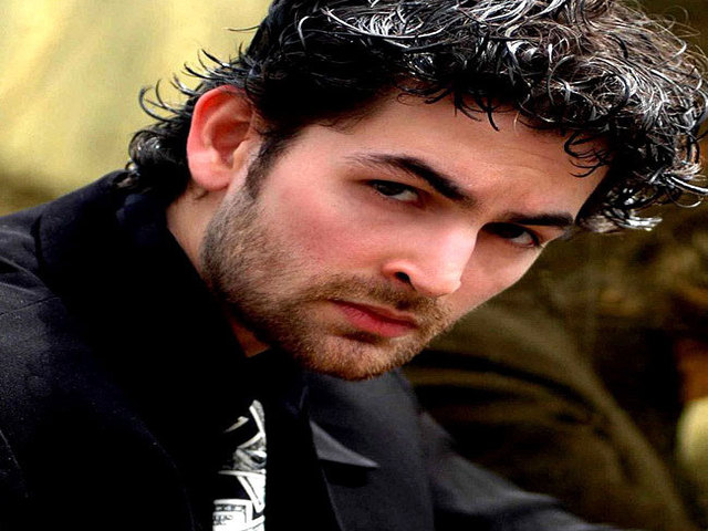 neil-nitin-mukesh-in-game-of-thrones-niharonline