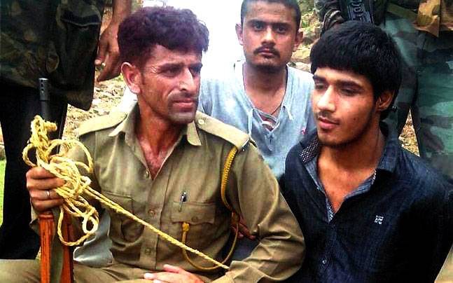 pak_terrorist_naved_niharonline