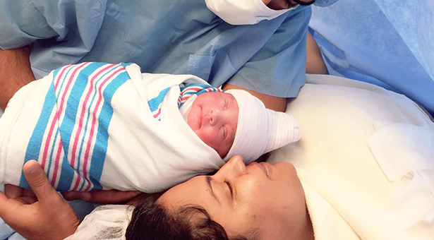 pakistani_actress_veena_malik_Gave_birth_to_a_girl_niharonline