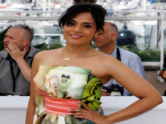 richa-chadha-niharonline