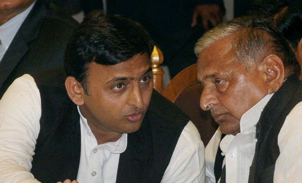 samajwadi-party-expelled-two-youth-wing-leaders-niharonline