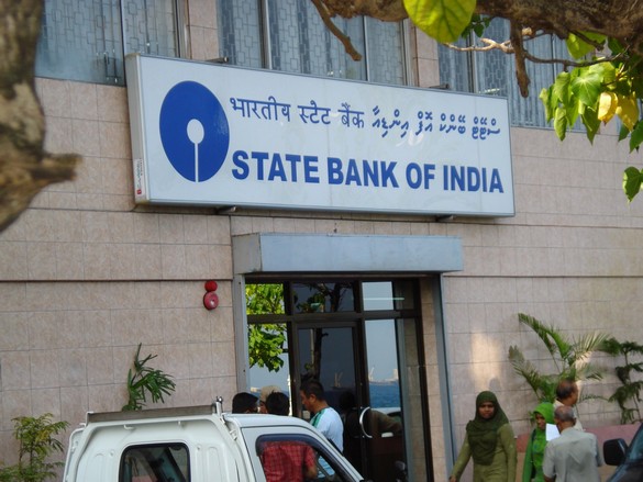 sbi-will-increase-service-charge-from-january-niharonline