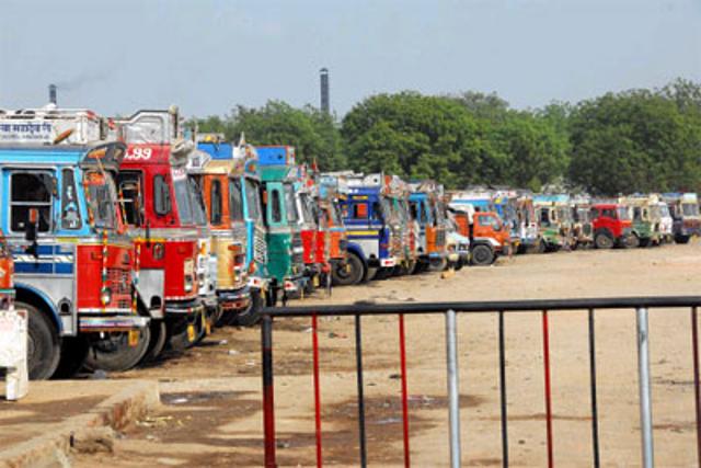 truckers_strike_on_1st_october_niharonline.jpg