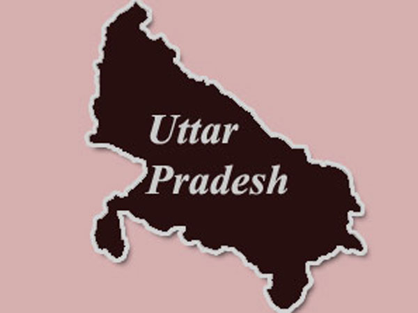 uttar_pradesh_cops_burn_a_lady_niharonline