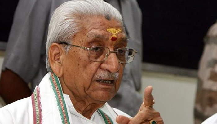 vhp_leader_ashok_singhal_in_hospital_niharonline